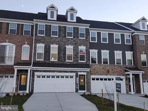 10876 Foxtrot Cir, Marlboro, MD 20772