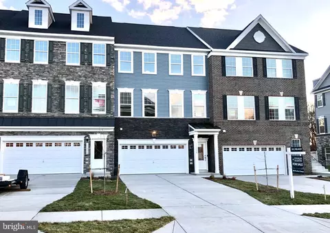 10866 Foxtrot Cir, Marlboro, MD 20772