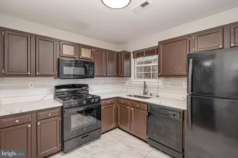 3307 E Glenreed Ct, Glenarden, MD 20706 photo 16