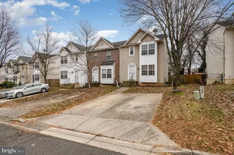 3307 E Glenreed Ct, Glenarden, MD 20706 photo 5