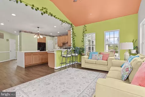 13701 Oaklands Manor Dr, Laurel, MD 20708 photo 24