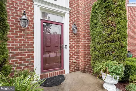13701 Oaklands Manor Dr, Laurel, MD 20708 photo 6