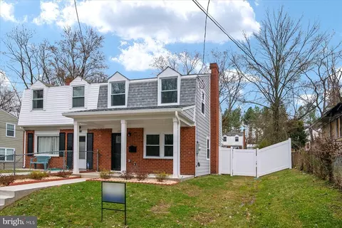 1806 Ray Leonard Rd, Landover, MD 20785