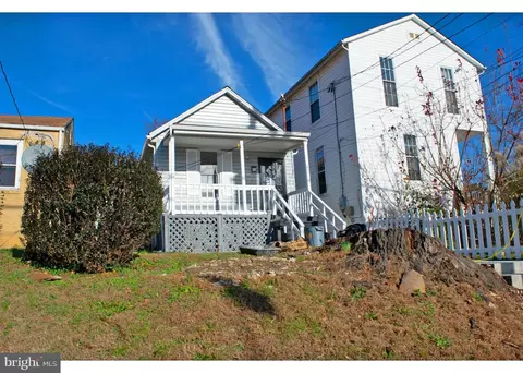 837 Eastern Ave, Fairmount Heights, MD 20743