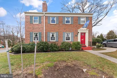 7500 Adelphi Rd, Hyattsville, MD 20783