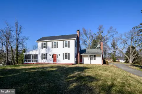 15402 Nomad Dr, Bowie, MD 20716