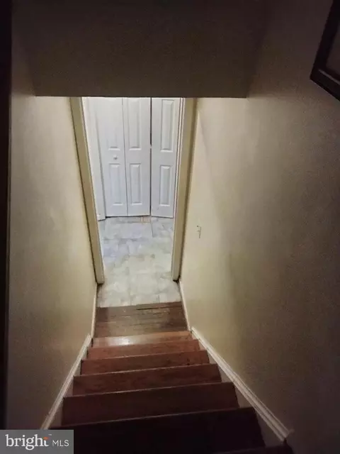 Entry Way - 809 Avis Dr, Marlboro, MD 20774 photo 2 of 3