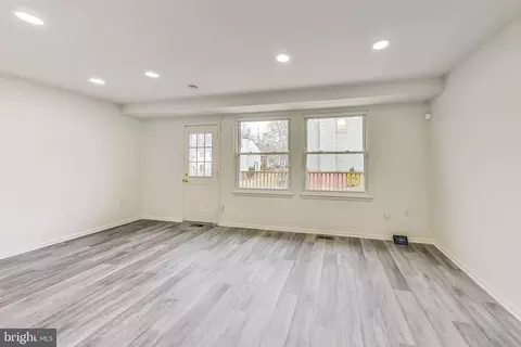 15768 Millbrook Ln #97, Laurel, MD 20707 photo 4