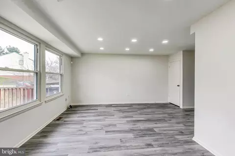 15768 Millbrook Ln #97, Laurel, MD 20707 photo 5