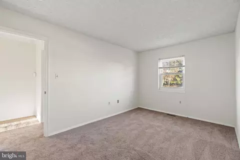 8572 Brae Brooke Dr, Lanham, MD 20706 photo 12