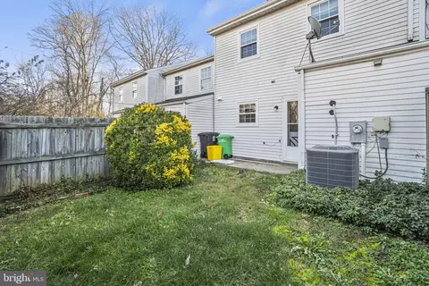 8572 Brae Brooke Dr, Lanham, MD 20706 photo 23