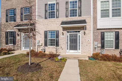 10202 Windsor Oaks Way, Lanham, MD 20706 photo 3