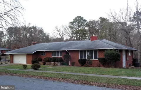 10200 Buena Vista Ave, Lanham, MD 20706