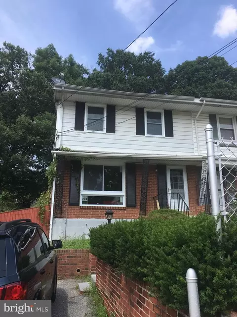 7236 Hylton St, Capitol Heights, MD 20743