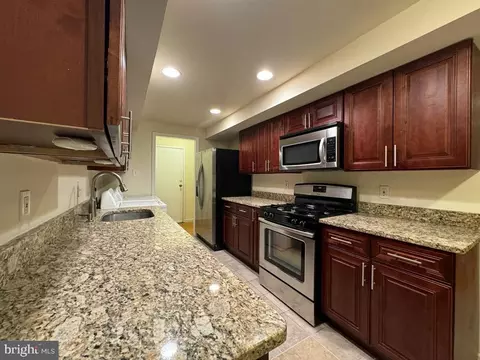 10222 Prince Pl #11-101, Marlboro, MD 20774