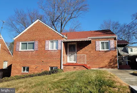 704 Sheridan St, Hyattsville, MD 20783