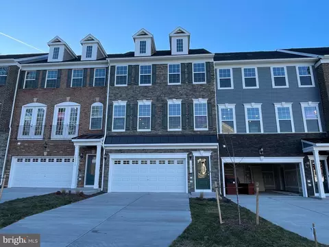 10864 Foxtrot Cir, Marlboro, MD 20772
