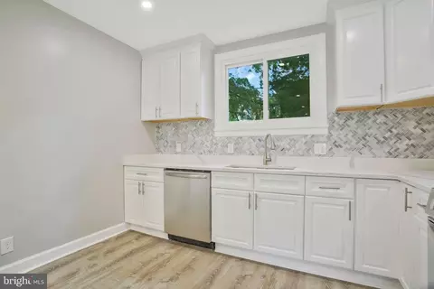 8700 Maple Ave, Bowie, MD 20720 photo 13