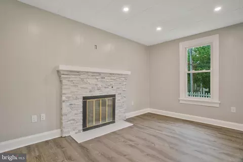 8700 Maple Ave, Bowie, MD 20720 photo 7