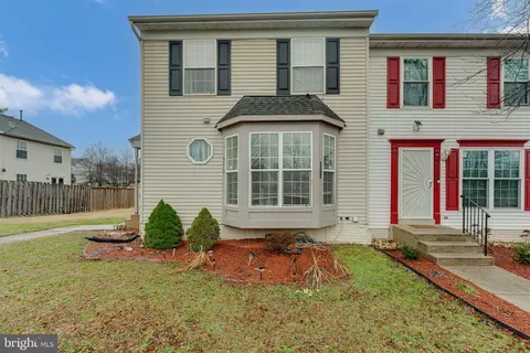 5215 Stoney Meadows Dr, District Heights, MD 20747