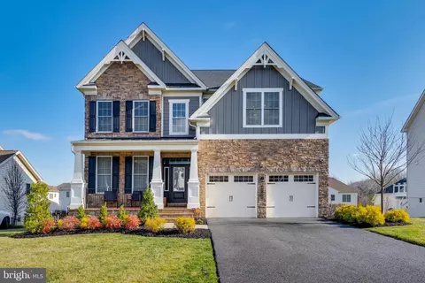 4700 Thoroughbred Dr, Marlboro, MD 20772