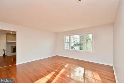 1763 Albert Dr, Bowie, MD 20721 photo 9