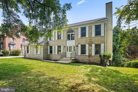 4601 Brinkley Rd, Temple Hills, MD 20748