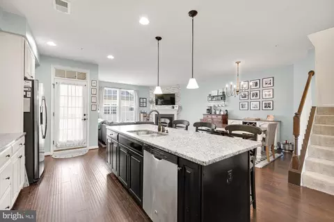 8227 Greenbelt Station Pkwy #310F, Greenbelt, MD 20770