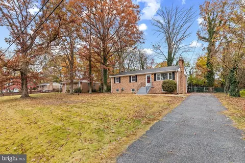 12816 E Shelby Ln, Brandywine, MD 20613 photo 2