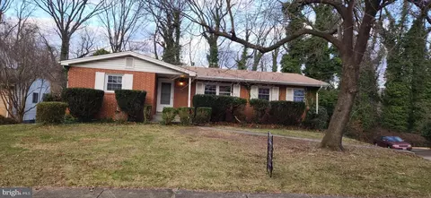7804 Winnsboro Dr, Fort Washington, MD 20744