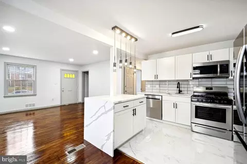 6612 Elmhurst St, District Heights, MD 20747