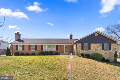 Exterior - 3708 Clairton Dr, Bowie, MD 20721 photo 2 of 12