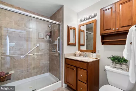 Bath - 3708 Clairton Dr, Bowie, MD 20721 photo 2 of 4
