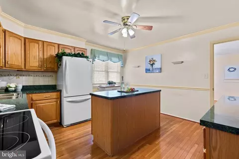 Kitchen - 3708 Clairton Dr, Bowie, MD 20721 photo 3 of 5