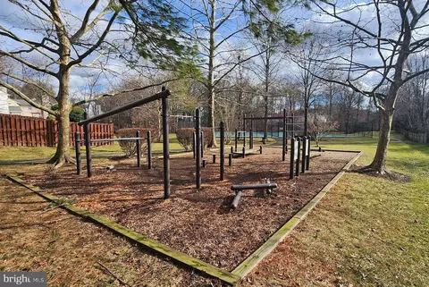 13621 Gresham Ct, Bowie, MD 20720 photo 5