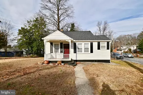 6130 Drylog St, Capitol Heights, MD 20743