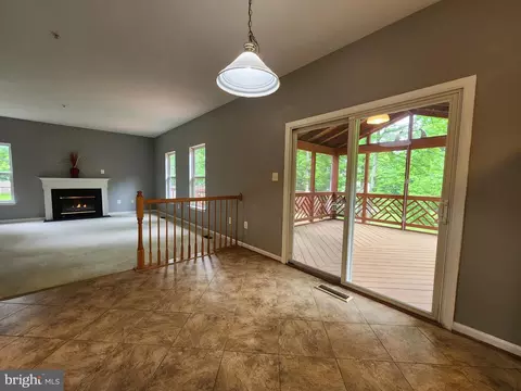 302 Switchgrass Ct, Marlboro, MD 20774 photo 27