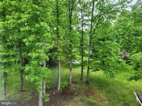 302 Switchgrass Ct, Marlboro, MD 20774 photo 14