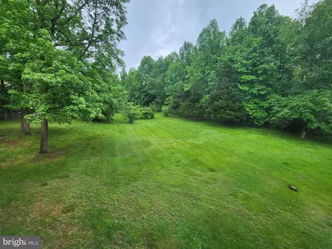 302 Switchgrass Ct, Marlboro, MD 20774 photo 11