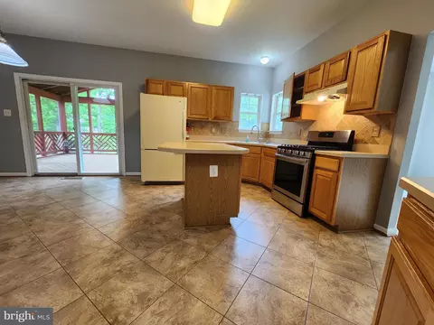 302 Switchgrass Ct, Marlboro, MD 20774 photo 26