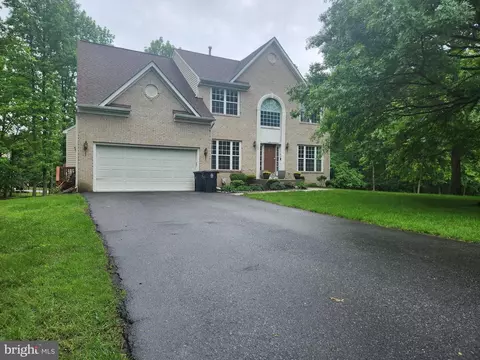 302 Switchgrass Ct, Marlboro, MD 20774
