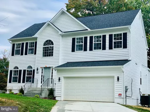 1910 Shadyside Ave, Suitland, MD 20746