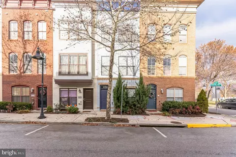 4558 Longfellow St, Hyattsville, MD 20781
