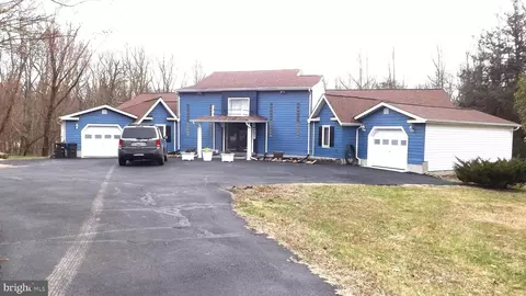 4407 Henderson Rd, Temple Hills, MD 20748