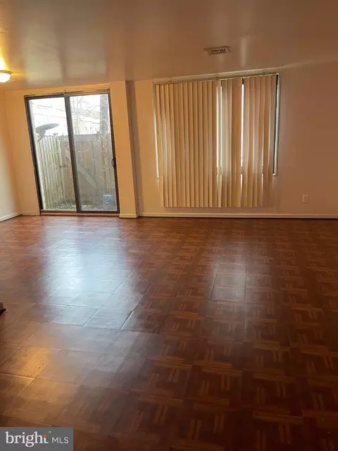 3450 Toledo Ter #225, Hyattsville, MD 20782