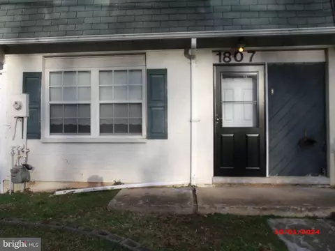 1807 Village Green Dr #X-129, Hyattsville, MD 20785