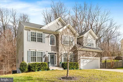 9202 Velvet Ct, Fort Washington, MD 20744