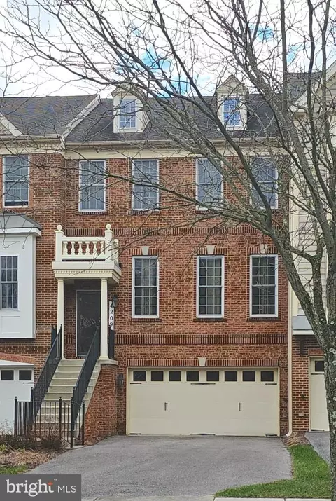 4209 Chariot Way, Marlboro, MD 20772