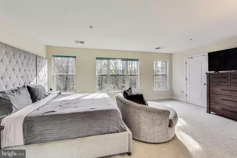 8711 Dorian Ln, Clinton, MD 20735 photo 16