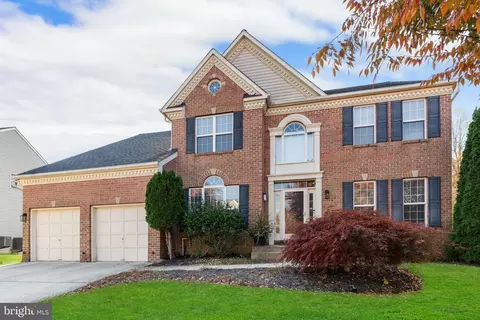 8113 Red Farm Ln, Bowie, MD 20715